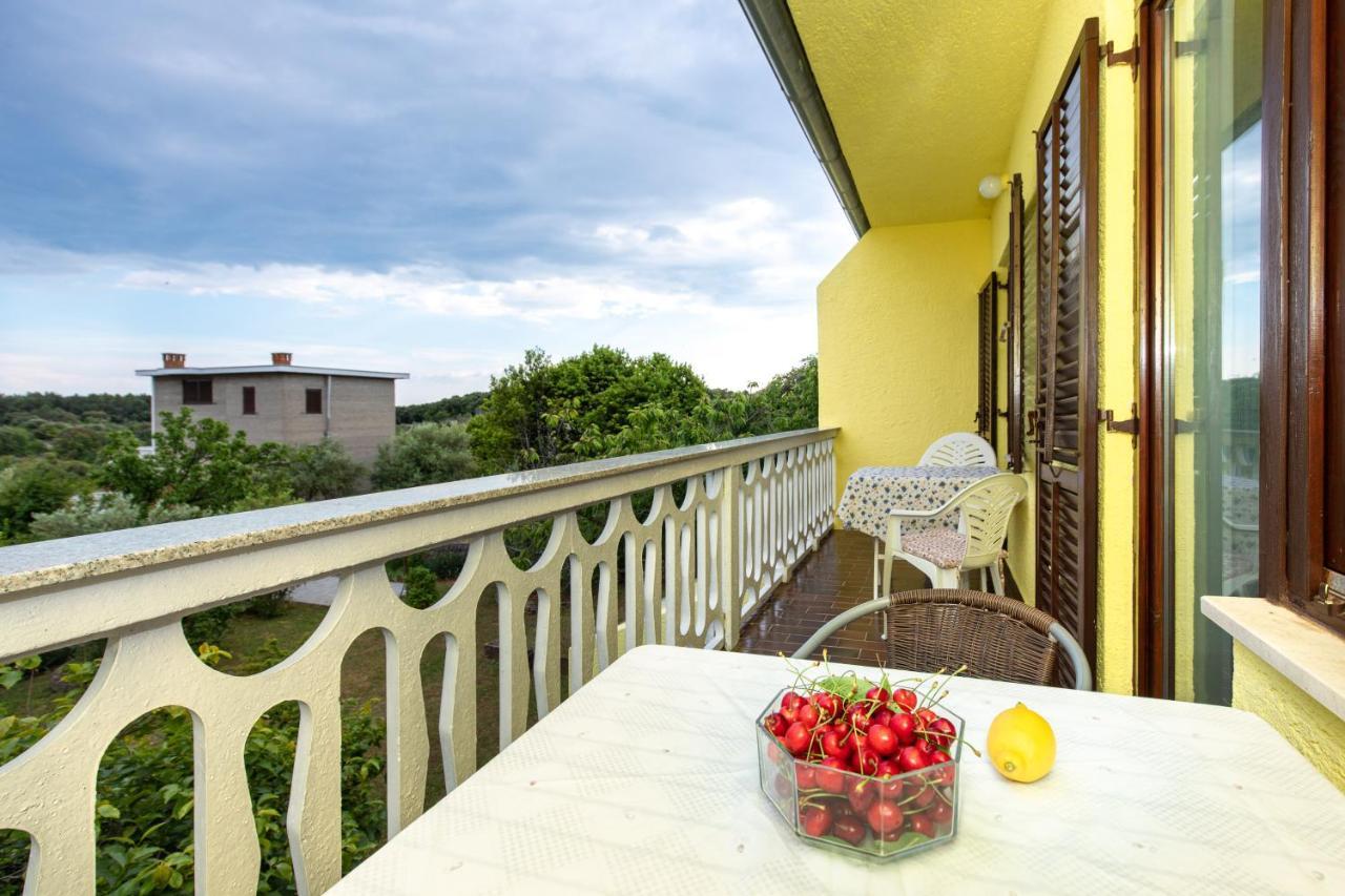 Apartment Drago *Cosy & Close To The Beach! Krk Town Exterior photo